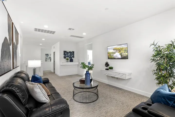 2798 Sasser Place, Tracy, California 95377