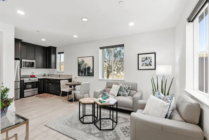 2798 Sasser Place, Tracy, California 95377