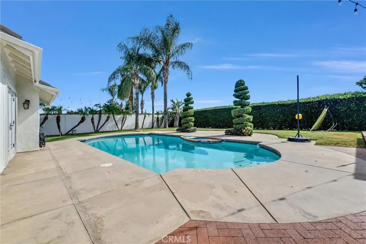 13435 Smokestone Street, Rancho Cucamonga, California 91739
