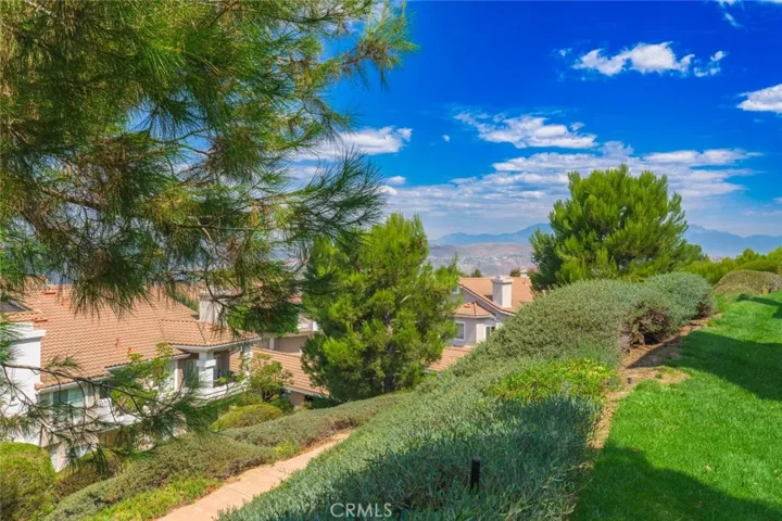 1047 S Rising Sun Court, Anaheim Hills, California 92808