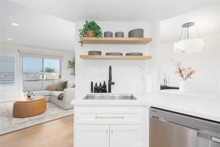 1047 S Rising Sun Court, Anaheim Hills, California 92808