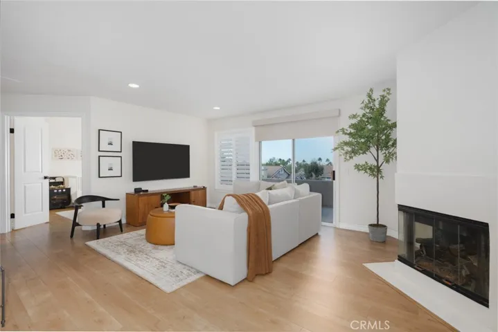 1047 S Rising Sun Court, Anaheim Hills, California 92808