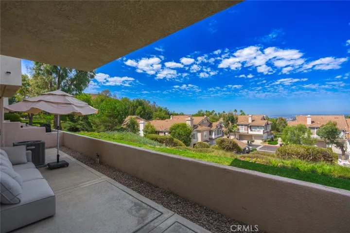1047 S Rising Sun Court, Anaheim Hills, California 92808
