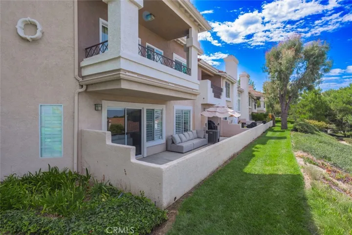 1047 S Rising Sun Court, Anaheim Hills, California 92808