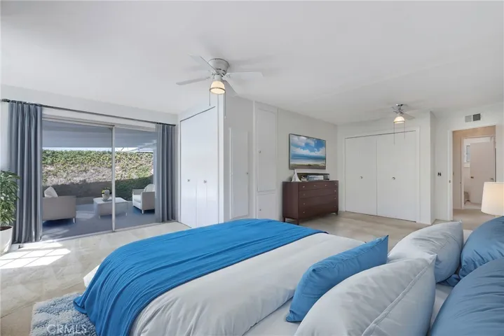 Second option for Staging giant bedroom