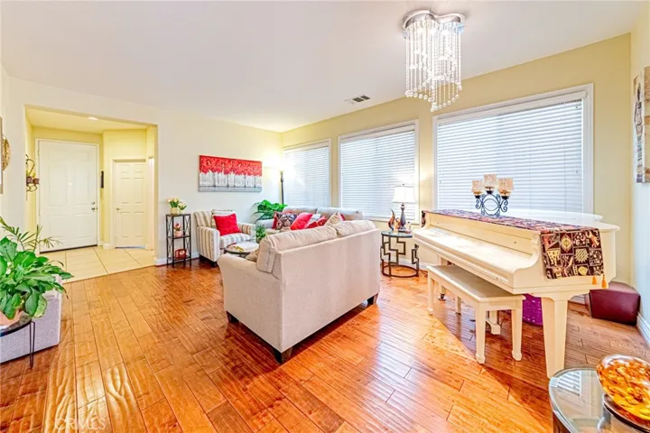 41 Frances Circle, Buena Park, California 90621