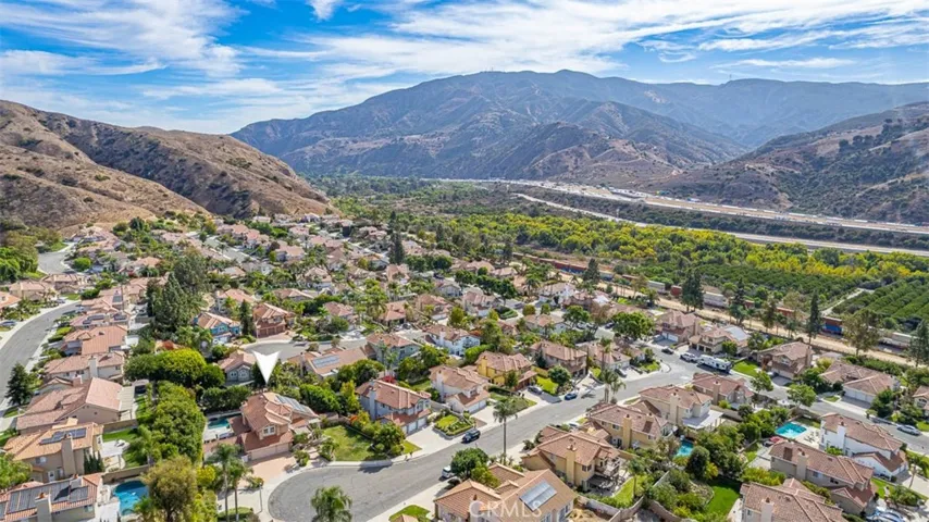 5530 Meadow Lake Lane, Yorba Linda, California 92887