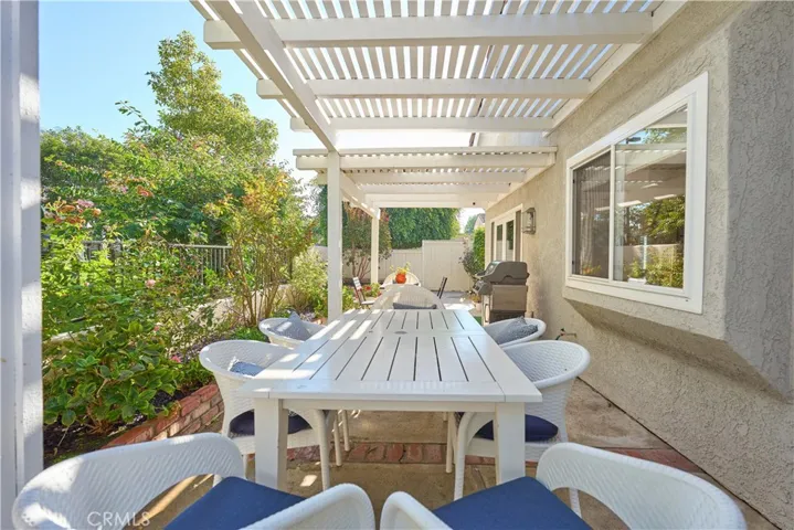 22 Cedarlake 50, Irvine, California 92614