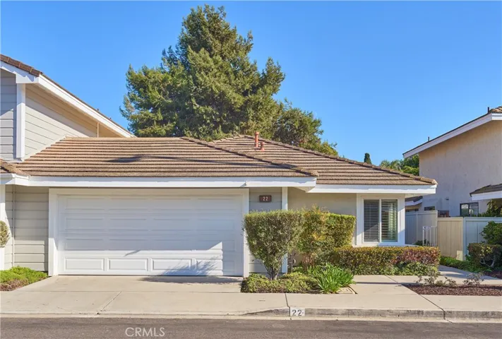22 Cedarlake 50, Irvine, California 92614