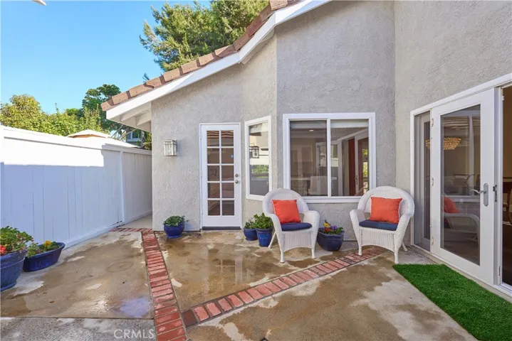 22 Cedarlake 50, Irvine, California 92614