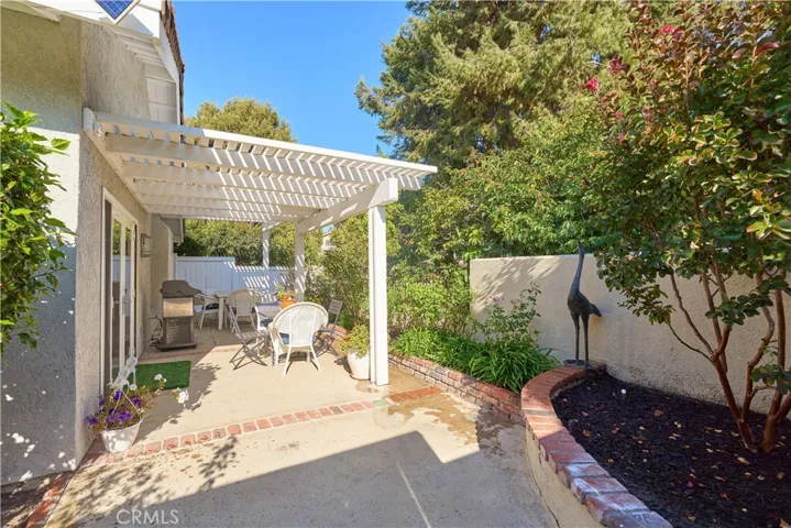 22 Cedarlake 50, Irvine, California 92614