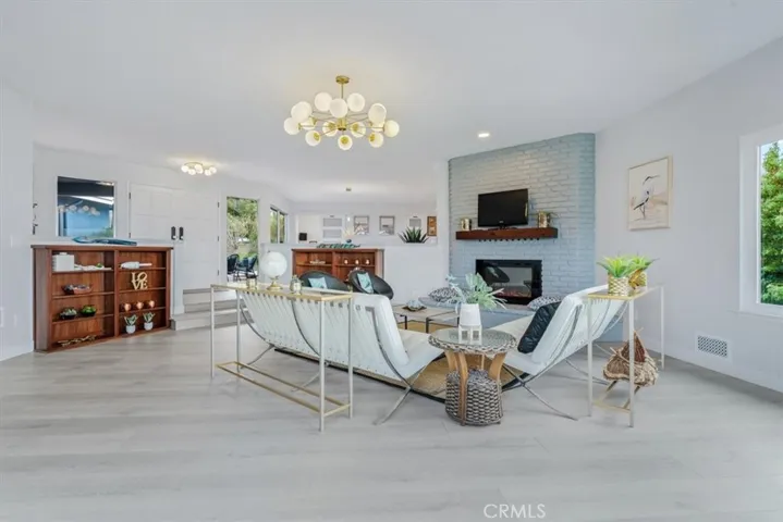 225 Travis Drive, Los Osos, California 93402