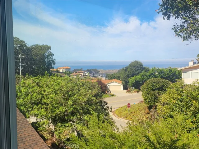225 Travis Los Osos ocean views.