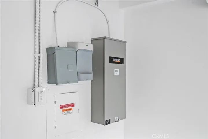 House has owned solar, generator and central air conditioning