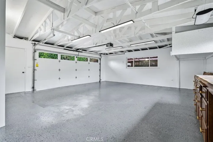 A garage to die for!