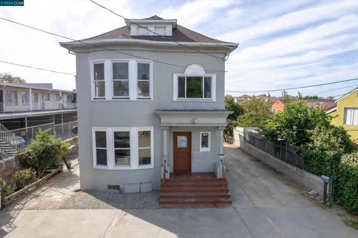 2619 E 16th Street, Oakland, California 94601