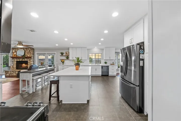 39585 Avenida Lynell, Temecula, California 92591