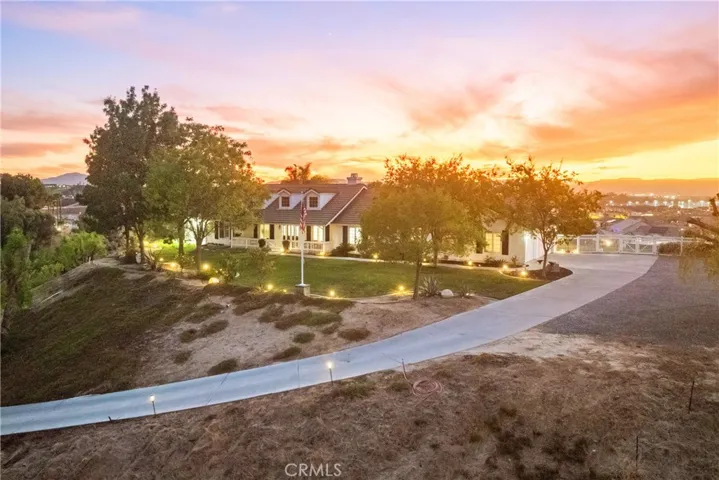 39585 Avenida Lynell, Temecula, California 92591