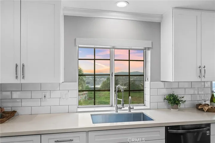 39585 Avenida Lynell, Temecula, California 92591