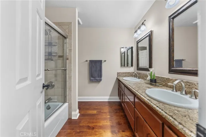 2nd bathroom