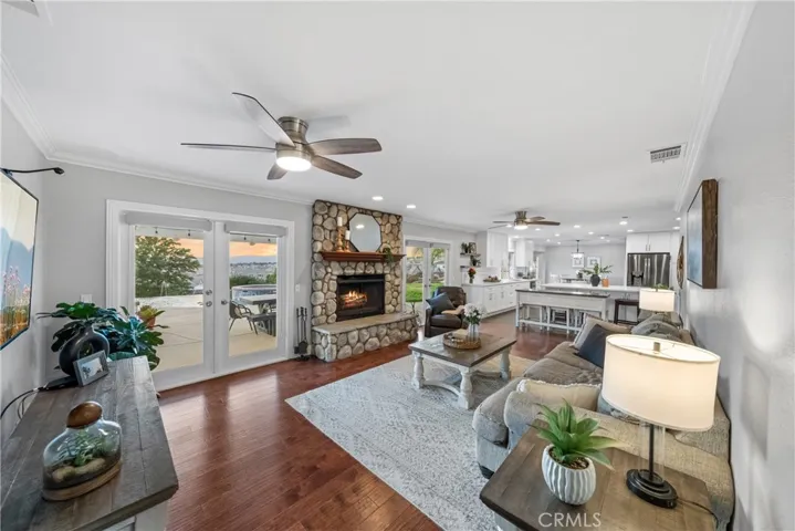 39585 Avenida Lynell, Temecula, California 92591
