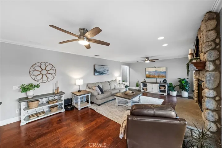 39585 Avenida Lynell, Temecula, California 92591