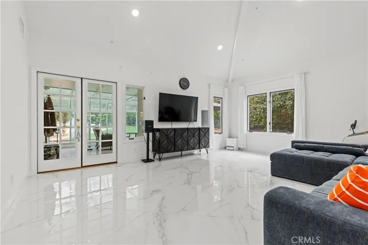 184 S Trish Court, Anaheim Hills, California 92808