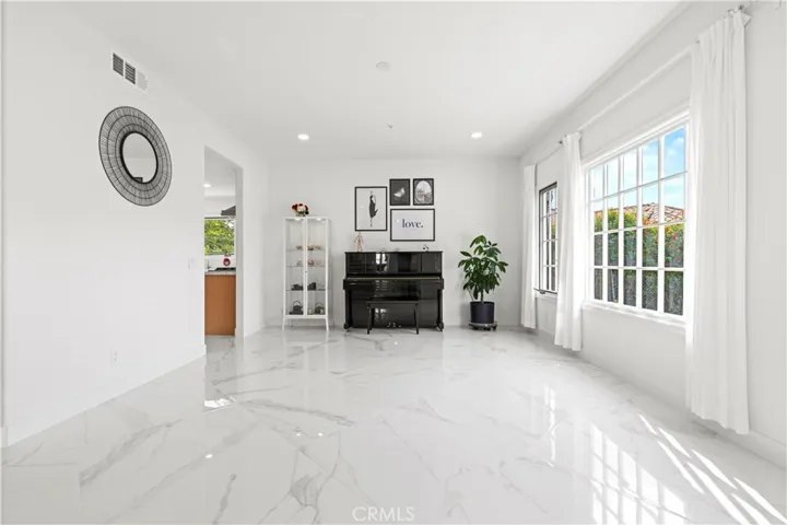 184 S Trish Court, Anaheim Hills, California 92808