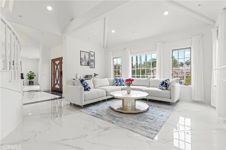 184 S Trish Court, Anaheim Hills, California 92808