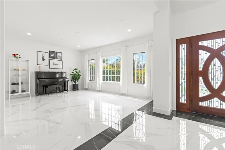 184 S Trish Court, Anaheim Hills, California 92808