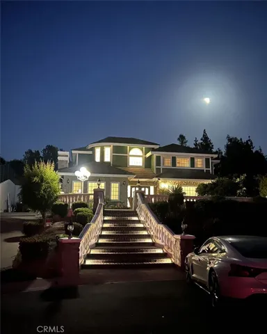 184 S Trish Court, Anaheim Hills, California 92808