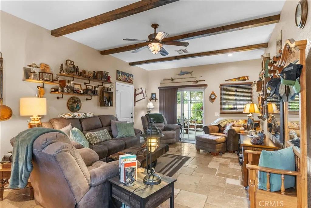 208 E 3rd Street, San Dimas, California 91773 home-pic-15