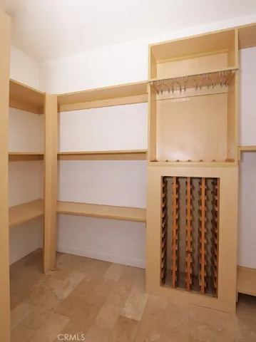 Walk-in Pantry