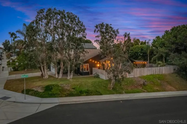 398 Compass, Oceanside, California 92054