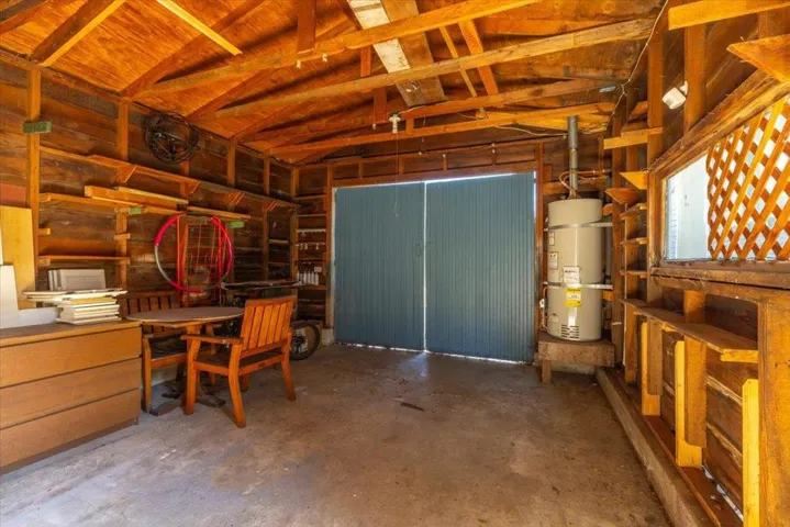 402 Central Avenue, Pacific Grove, California 93950