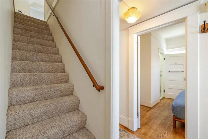 402 Central Avenue, Pacific Grove, California 93950