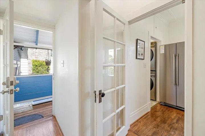 402 Central Avenue, Pacific Grove, California 93950