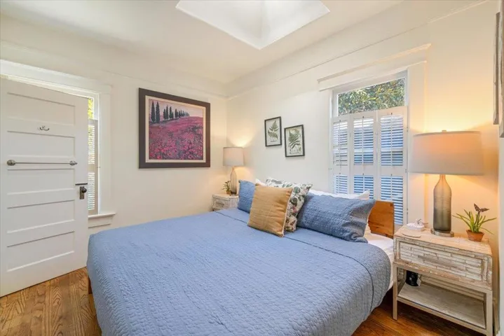 402 Central Avenue, Pacific Grove, California 93950