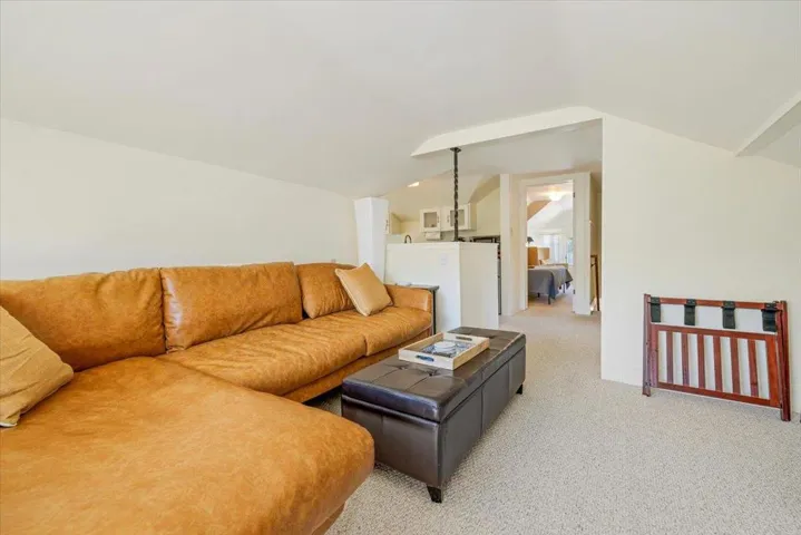 402 Central Avenue, Pacific Grove, California 93950