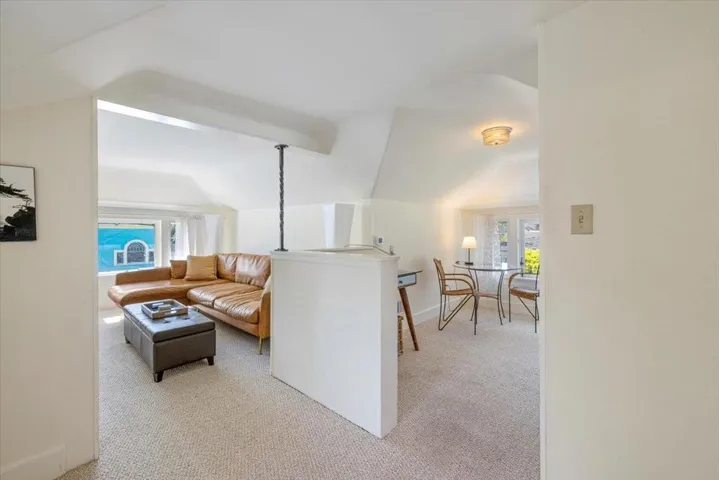 402 Central Avenue, Pacific Grove, California 93950