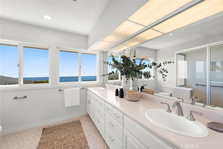 Primary Suite bath with ocean views