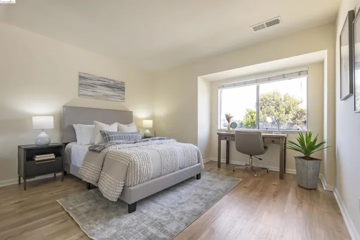 18 Las Moradas Cir, San Pablo, California 94806