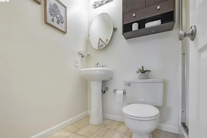 18 Las Moradas Cir, San Pablo, California 94806