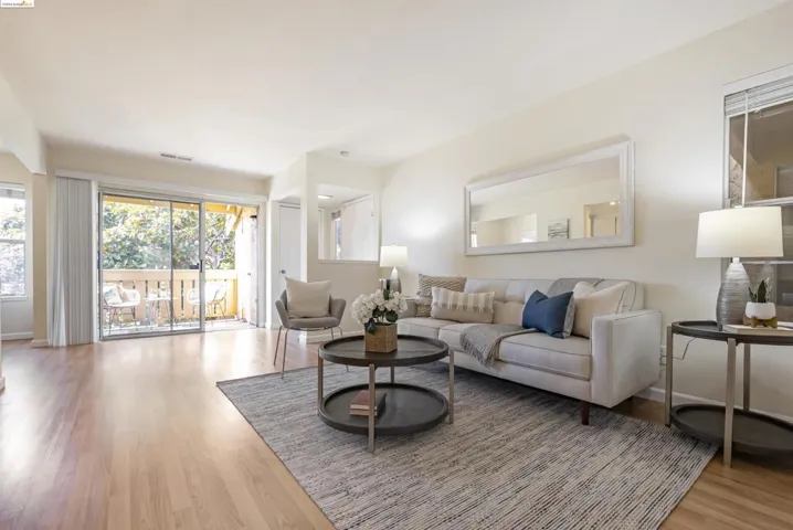 18 Las Moradas Cir, San Pablo, California 94806