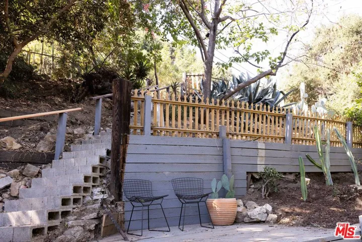 248 Furness Avenue, Los Angeles, California 90042