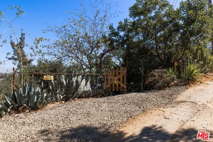 248 Furness Avenue, Los Angeles, California 90042