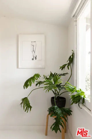 248 Furness Avenue, Los Angeles, California 90042