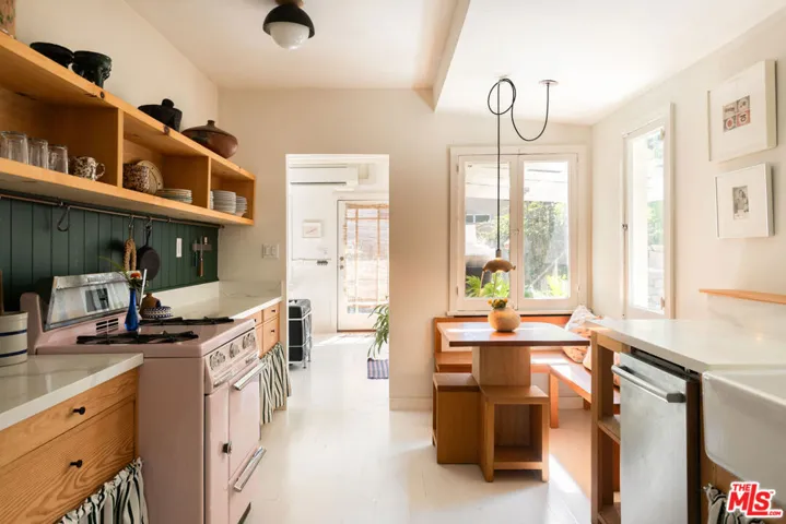 248 Furness Avenue, Los Angeles, California 90042