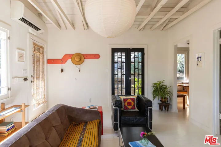 248 Furness Avenue, Los Angeles, California 90042
