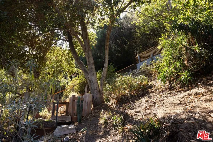 248 Furness Avenue, Los Angeles, California 90042